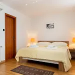 Apartment Marina