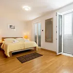Marina Apartament Slano