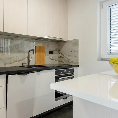 Marina Apartamento Slano