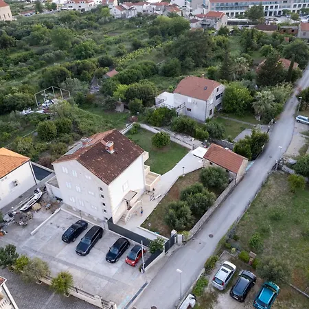 Apartment Marina *