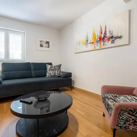 Apartment Marina Slano