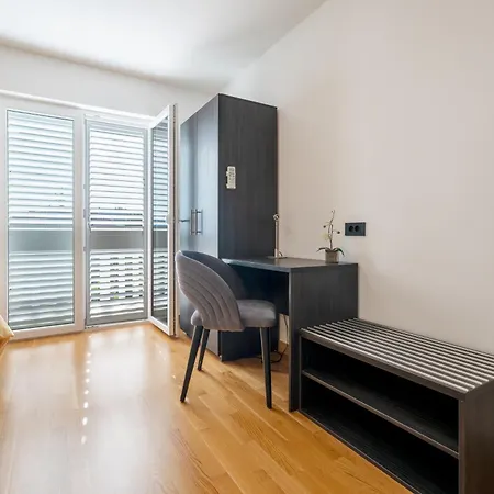 Apartment Marina Slano